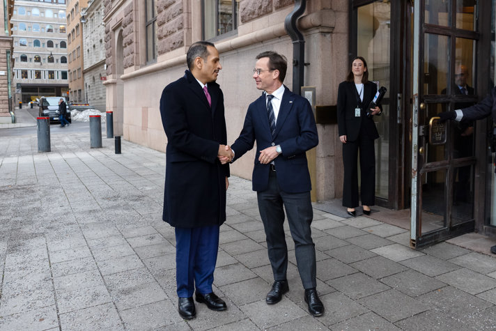 Prime Minister Ulf Kristersson welcomes Qatar’s Prime Minister and Minister of Foreign Affairs Sheikh Mohammed bin Abdulrahman Al Thani at Rosenbad, Stockholm.