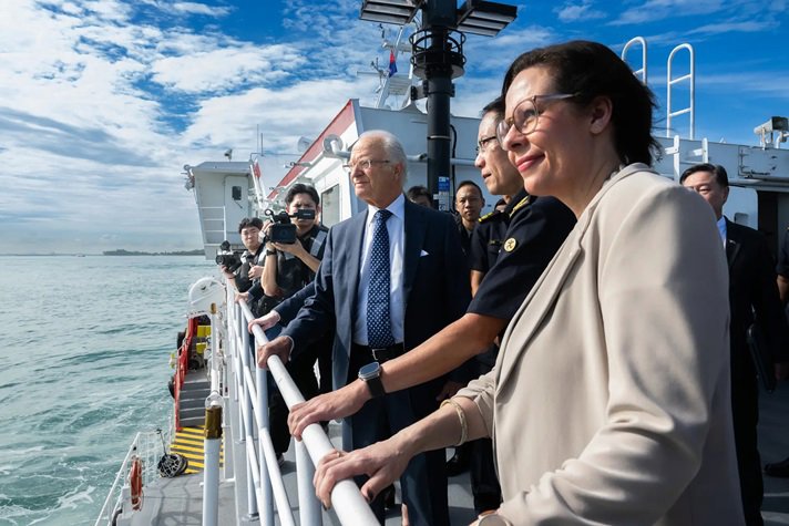 The King of Sweden and Minister for Foreign Affairs Maria Malmer Stenergard.