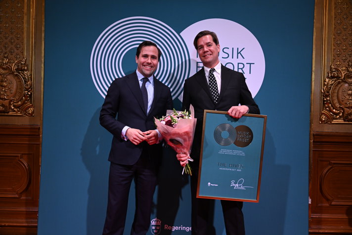 Pelle Almqvist and Benjamin Dousa at the Government’s Music Export Prize.